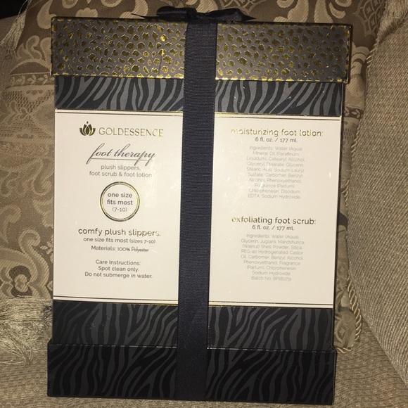 🐾 NWT Goldessence Foot Therapy Gift Set - Picture 4 of 8